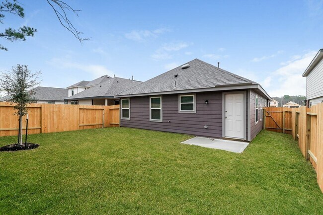 Building Photo - 2732 Atlas Dr