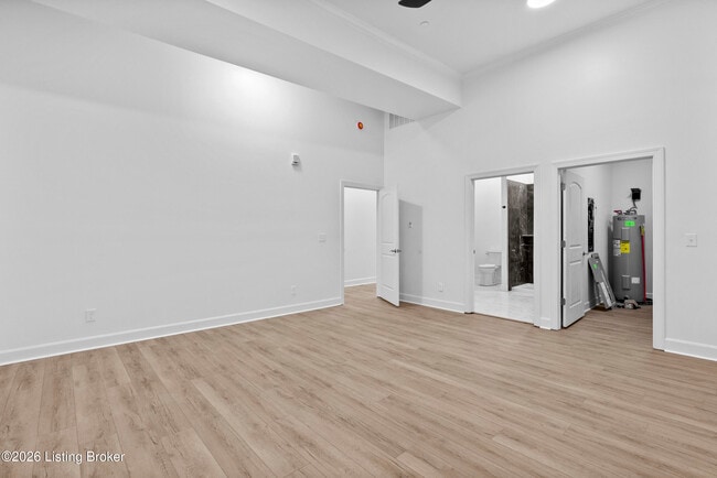 Building Photo - 540 S 4th St