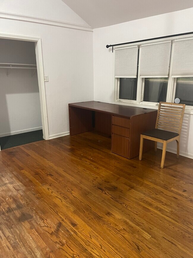Front Bedroom/Office - 505 W Jefferson St