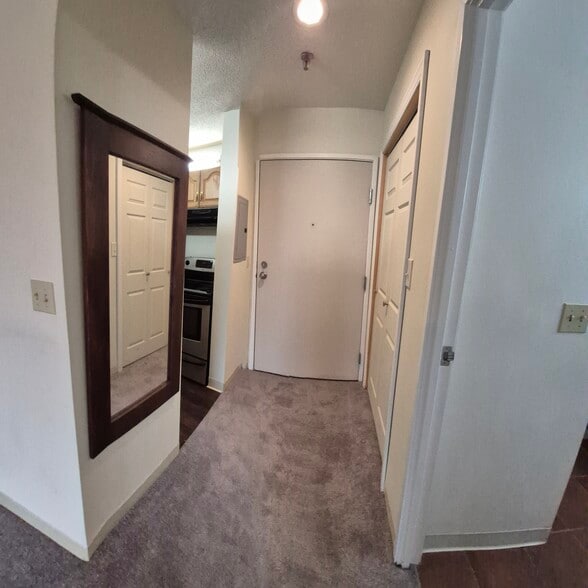 Building Photo - 133 Commander Shea Blvd