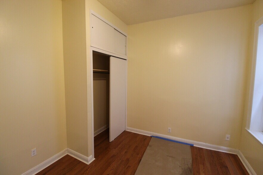 Building Photo - 515 Park Pl