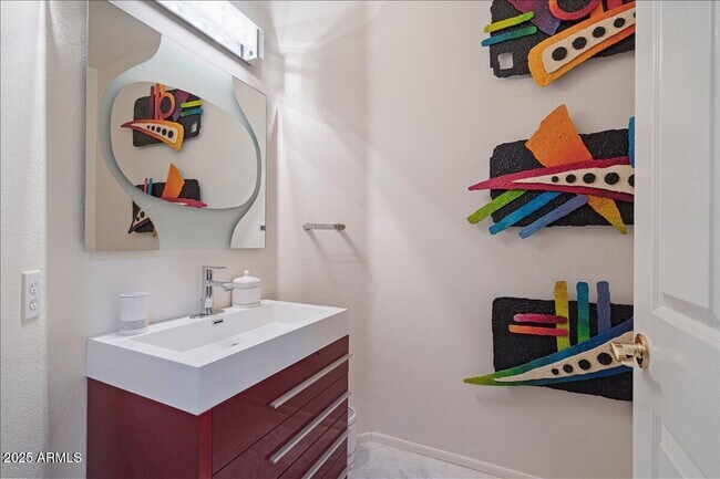 Building Photo - 15130 W Waterford Dr