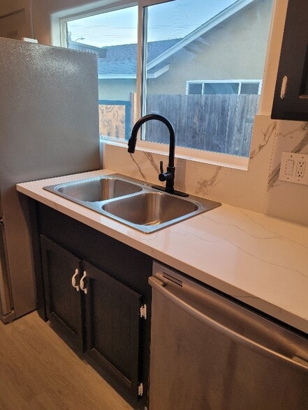 Building Photo - 1266 Nacion Ave