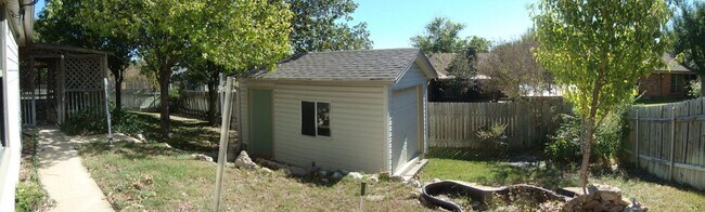 Building Photo - 202 Margarita Dr
