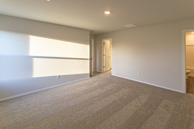 Building Photo - Charming 3 Bedroom / 2 Bathroom Home in Perkins!