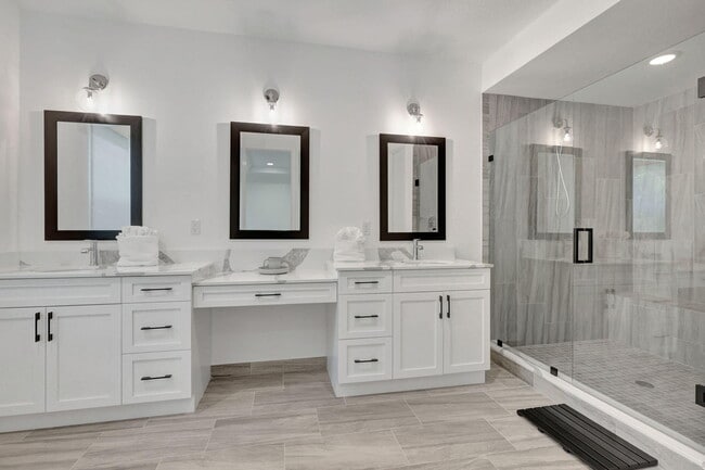 Building Photo - 15760 Italian Cypress Wy