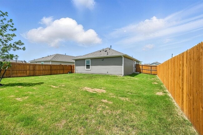 Building Photo - 2733 Slatewood Dr