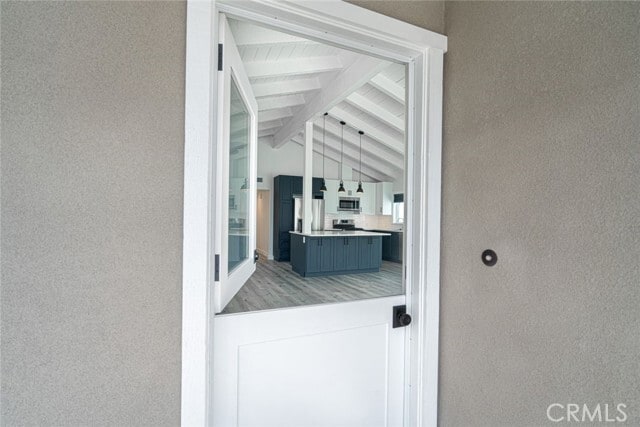 Building Photo - 905 W Balboa Blvd