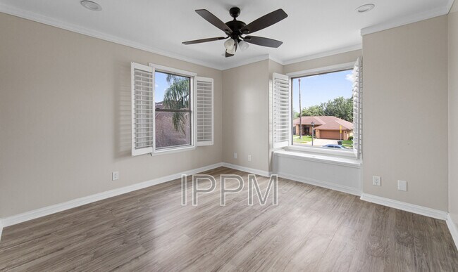 Building Photo - 5601 Wild Persimmon