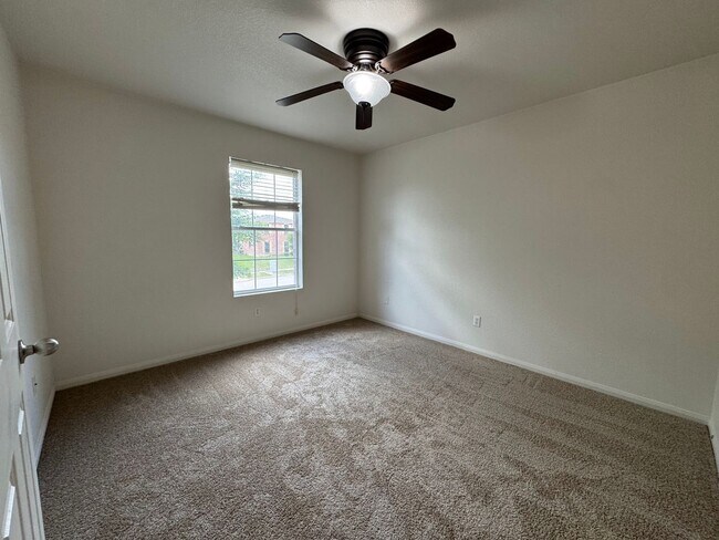 Building Photo - 4-Bedroom House for Rent in Killeen