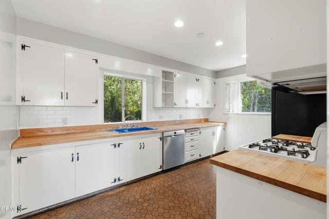 Building Photo - 441 Manzanita Ave