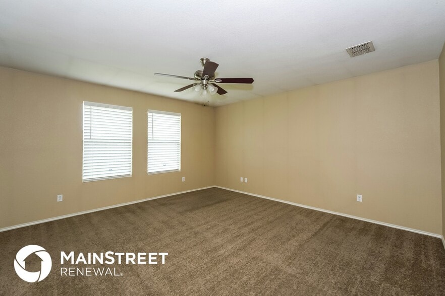 Building Photo - 1100 W Cottonwood Dr