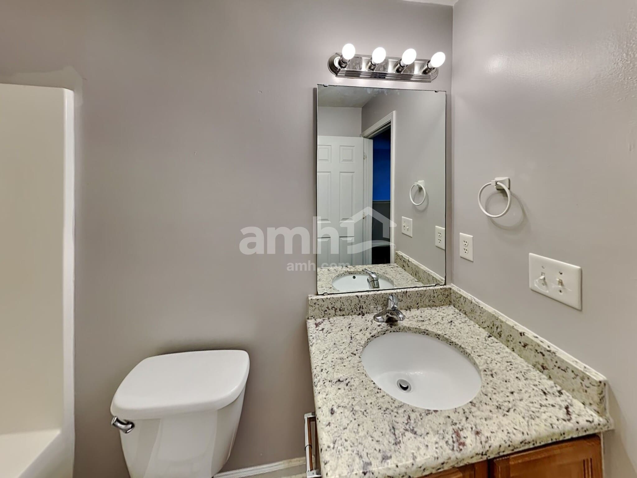 Building Photo - 2021 Sonoma Valley Dr