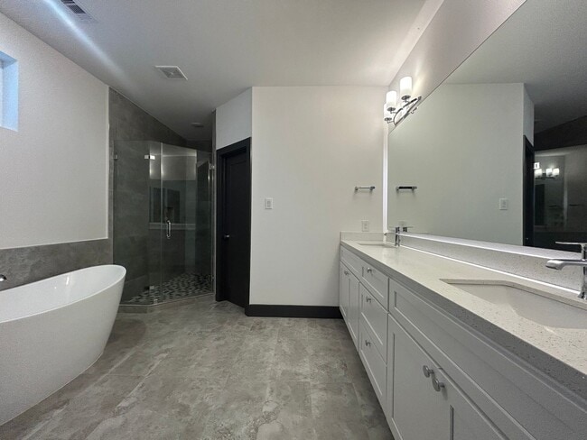 Building Photo - 4441 Whitney Oak Ln