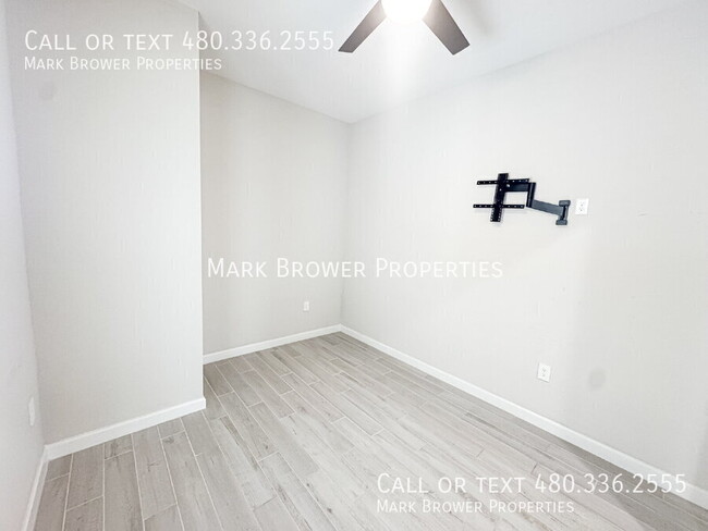 Building Photo - 17441 N 48th Ter