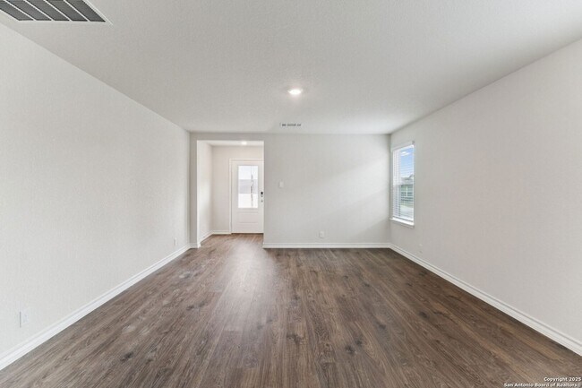 Building Photo - 22811 Tee Shot