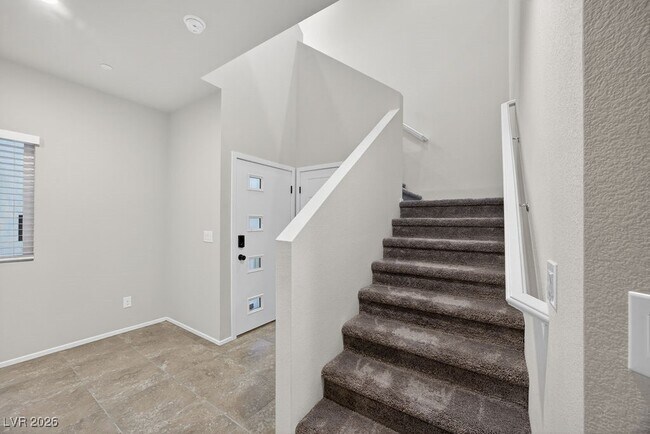 Building Photo - 4472 Sapphire Moon Ave