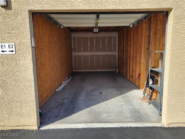 Building Photo - 8805 Jeffreys St