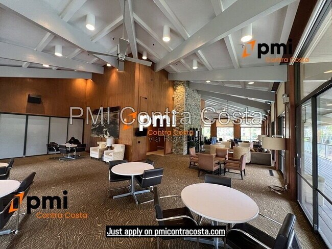 Building Photo - 460 N Civic Dr