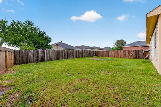 Building Photo - 17230 Hollow Sands Ct