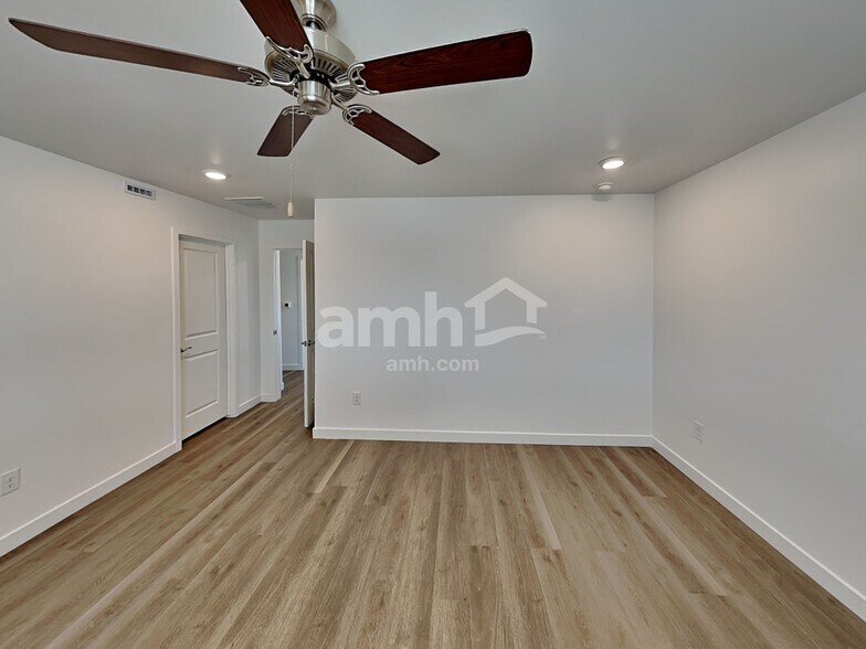 Building Photo - 13144 N Serenity Vly Dr