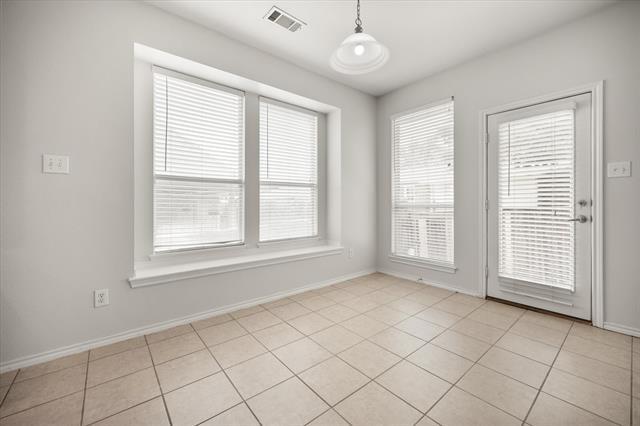 Building Photo - 4208 Glen Garden Dr