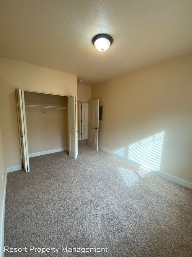 Building Photo - 2 br, 2 bath House - 6850 N Spurwing Loop 200