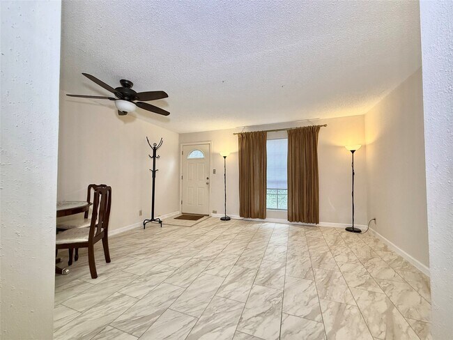 Building Photo - 11002 Hammerly Blvd