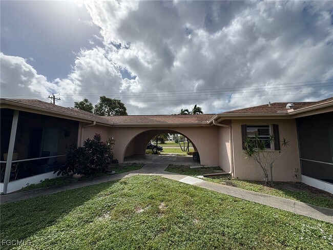 Primary Photo - 1215 SE 46th Ln