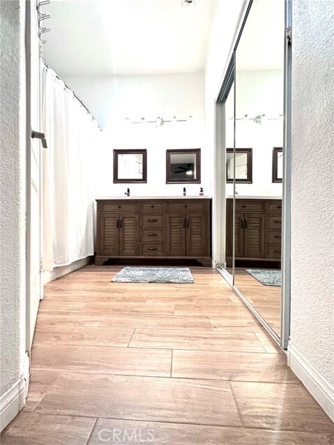 Building Photo - 73518 Heatherwood Dr