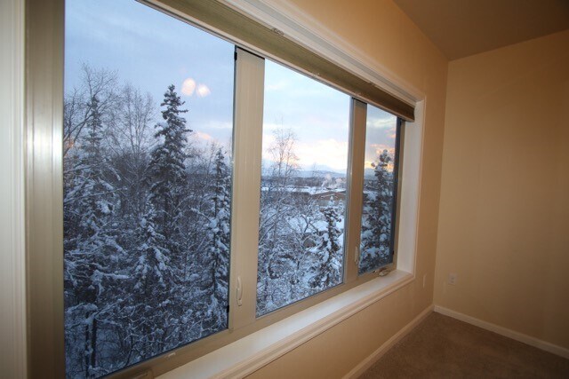 Building Photo - 2 Bedroom Condo close to Downtown!