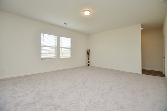 Building Photo - 1025 Long Bay Ct