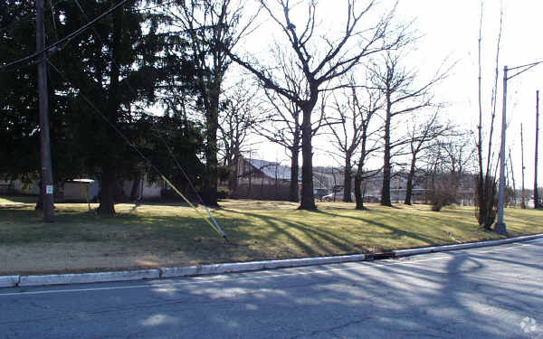 Primary Photo - Parkdale Mobile Home Park