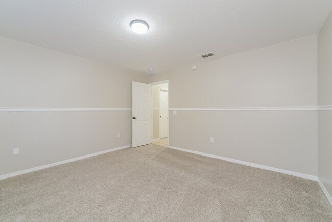 Building Photo - 178 Anzio Dr