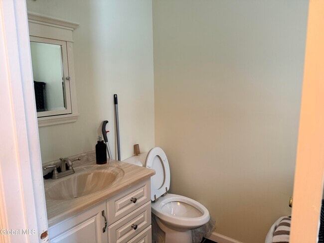 Building Photo - 120 Donna Lynn Dr