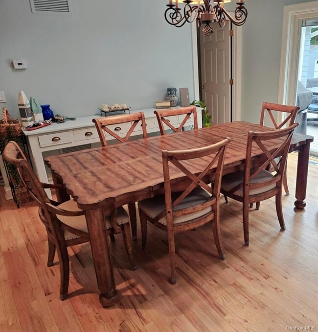 Building Photo - 3 Bennett Dr