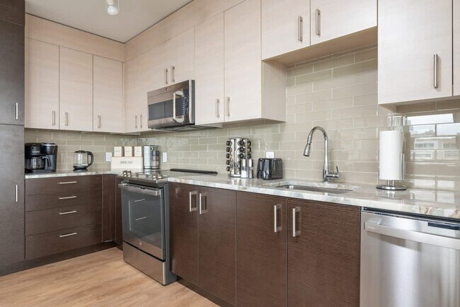 Building Photo - 99 Kneeland St