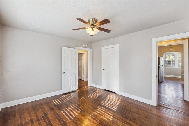 Building Photo - 1220 NW 43rd St