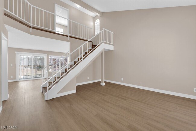 Building Photo - 2830 Belleza Ln