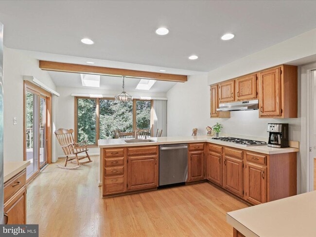 Building Photo - 9715 Ceralene Dr