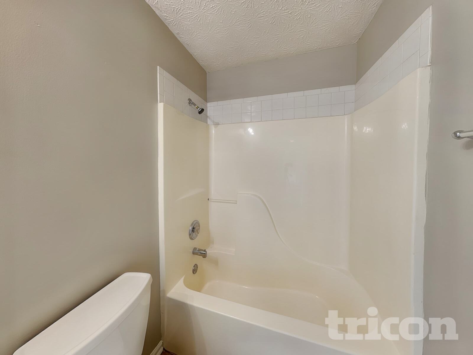 Building Photo - 403 Bennett Farms Pl