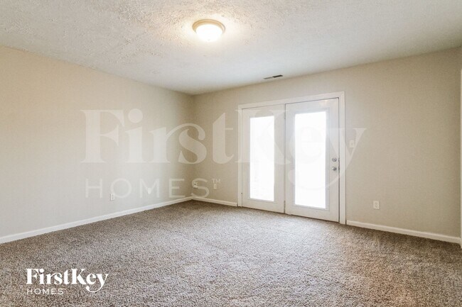 Building Photo - 11413 Kristen Cir