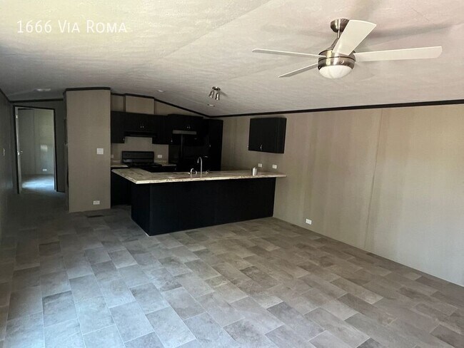 Building Photo - 1666 Via Roma Dr