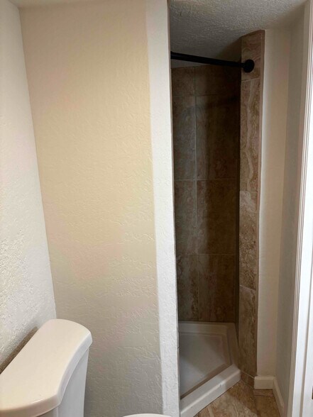 Building Photo - 1325 San Andres Ave NW