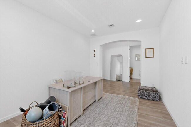 Building Photo - 8345 Salinger Wy NW