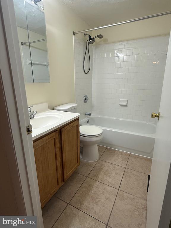 Building Photo - 13331 Whitechurch Cir