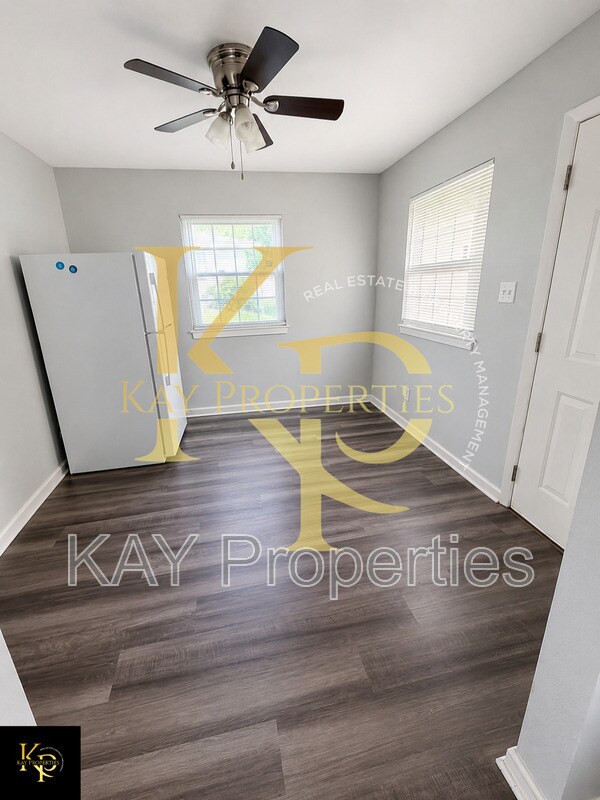 Building Photo - 3013 Wedgedale Ave