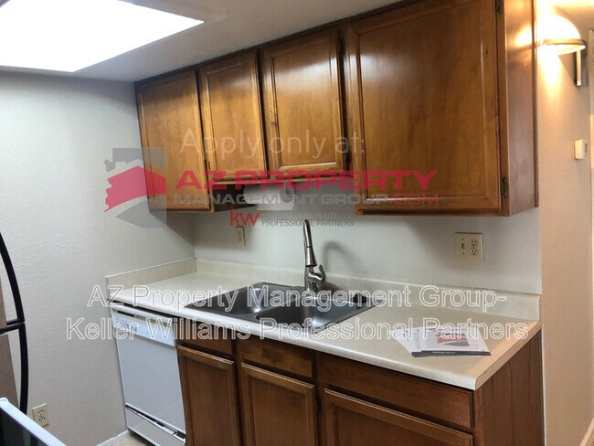 Building Photo - 8888 N 47th Ave