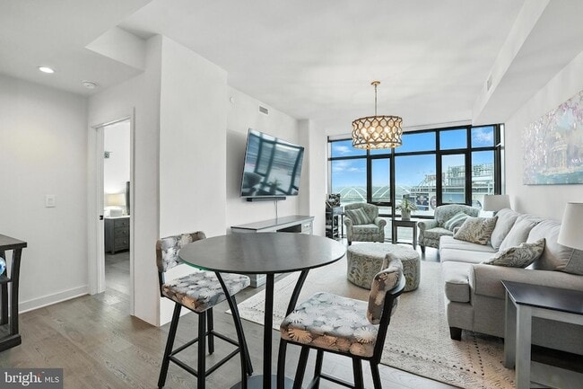 Building Photo - 70 N Street SE Unit 913