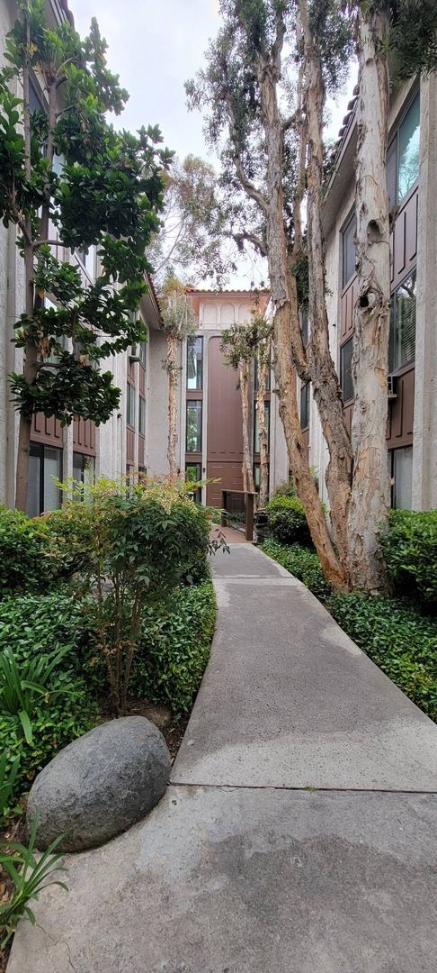 Building Photo - 1 Bedroom 1 Bath Senior community 55 & older